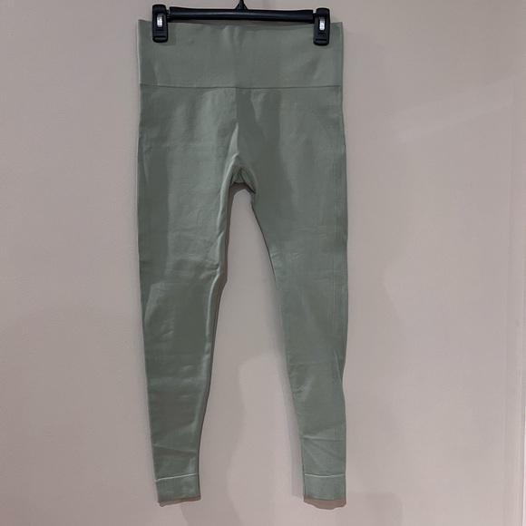 SET Active Sculpt Flex Leggings in Olive NWOT - Picture 2 of 9